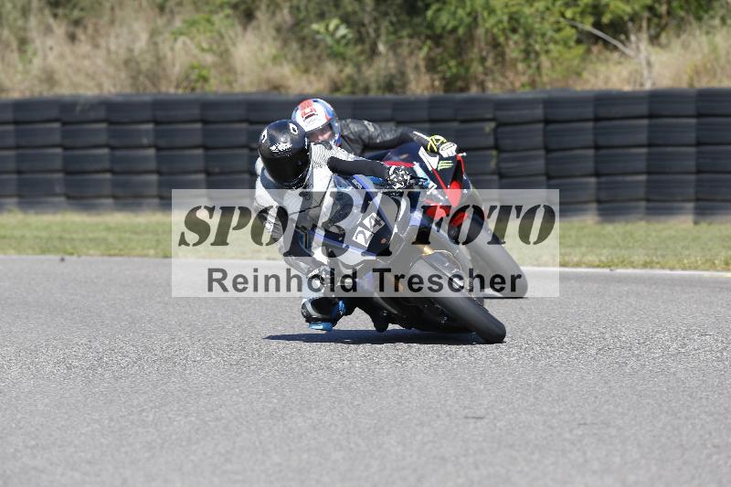 /Archiv-2025/49 26.08.2025 Cornu Master School ADR/rot-rouge/24